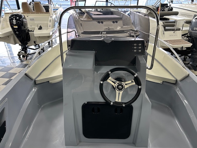 MARINE 6.2 + MERCURY 115 ELPT EFI
