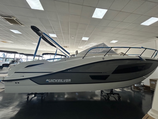 IMG_3405 QUICKSILVER ACTIV 875 SUNDECK + 2x MERCURY 200 DTS V6 FOURSTROKE