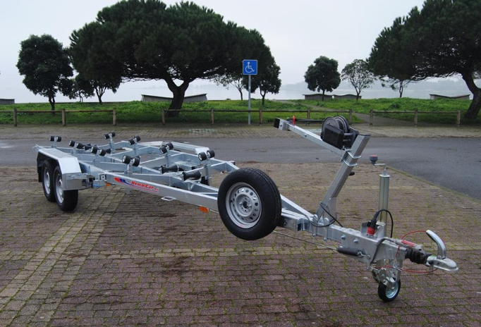 Remolque Nautico NDF-60 - 2 ejes con freno - Homologado hasta 2.000Kg