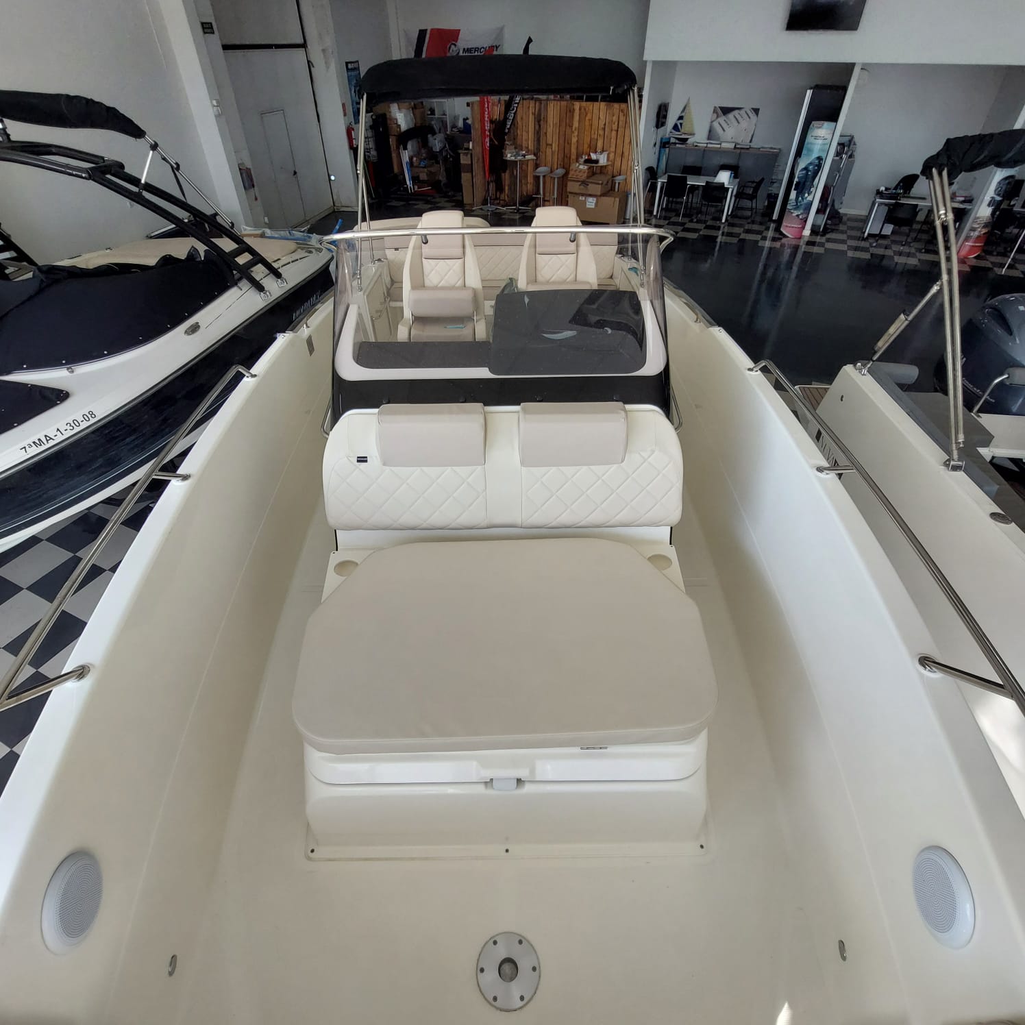QUICKSILVER ACTIV 805 OPEN + MERCURY 250 XL DTS V8 AMS VERADO