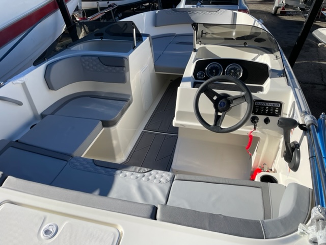 IMG_2664 BAYLINER M17 + MERCURY 100 ELPT EFI