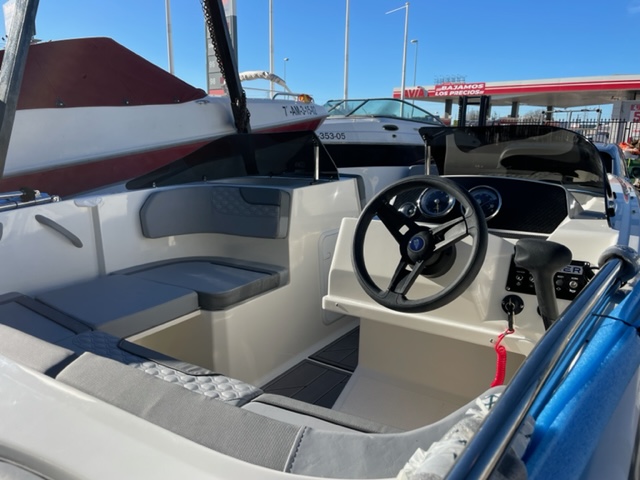 IMG_2669 BAYLINER M17 + MERCURY 100 ELPT EFI